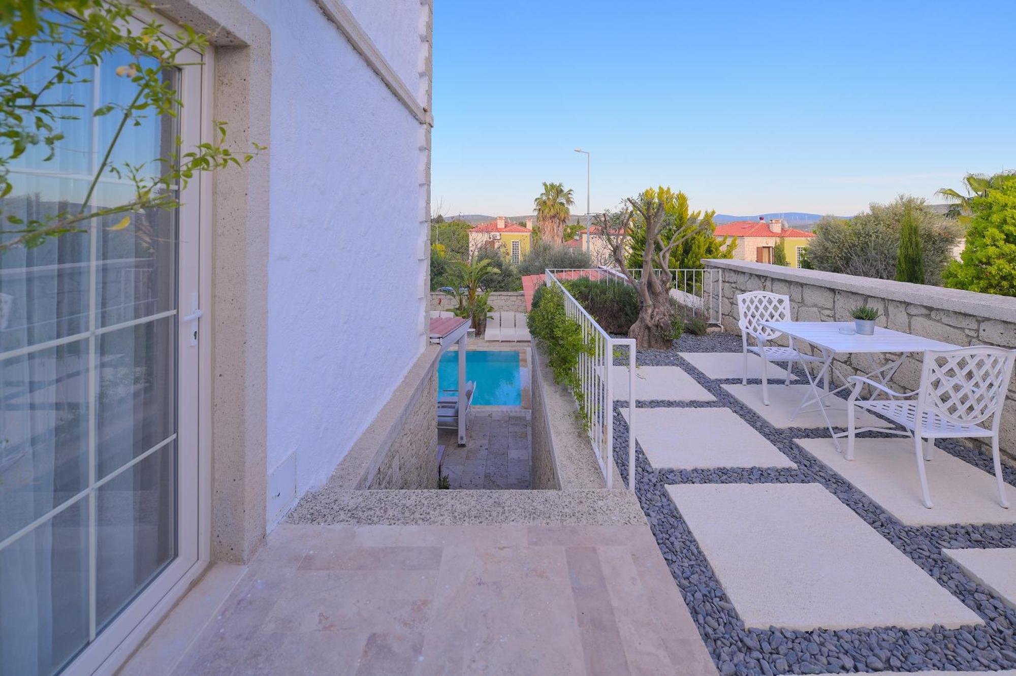 Peremere Alacati Otel Exterior foto